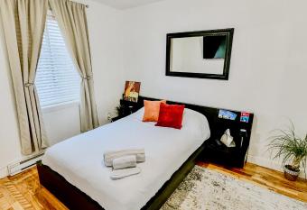 Barel Residence Homestay allows 18 year olds to book a room