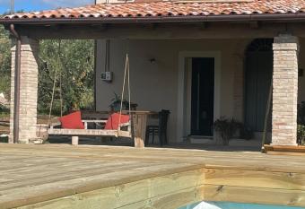 Bnb Verdeolivo allows 18 year olds to book a room