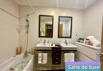 Belle suite / belles vacances has Balcony rooms