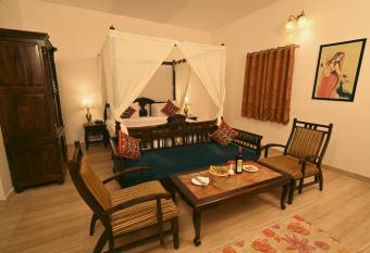 ClarksInn Suites Ranthambhore allows 18 year olds to book a room