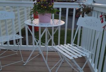 Kjs holiday home has Balcony rooms