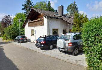 Trochtelfingen F1 allows 18 year olds to book a room