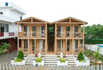 The candlewood Resort has Balcony rooms