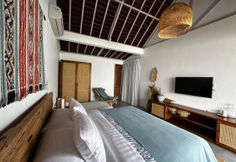 Autentique room in uluwatu allows 18 year olds to book a room