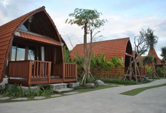 Room in Villa - Love Without boundaries num9759 has Balcony rooms