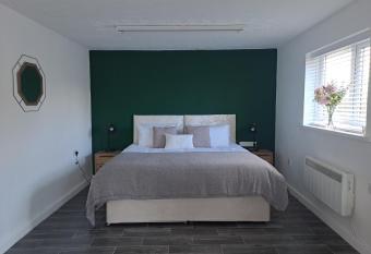 Celtic Minor Cwtch has Balcony rooms