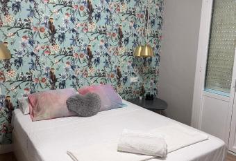 Habitaci  n de Matrimonio - Apartamento has Balcony rooms