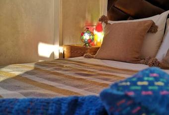 La Maison sur la Colline has Balcony rooms