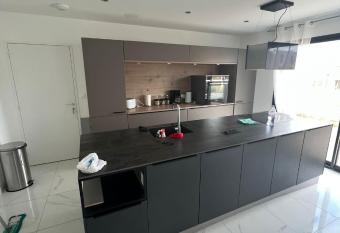 Brest St anne du Portzic vue mer has Balcony rooms