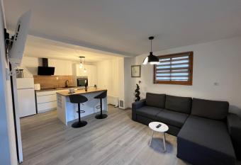 Studio apartman Kod Ru  e has Balcony rooms