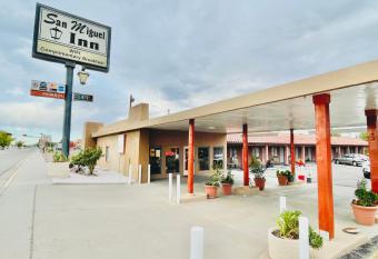 San Miguel Inn has Balcony rooms