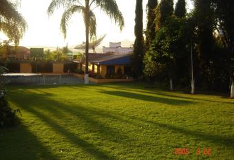 Hermosa e iluminada casa en lomas has Balcony rooms