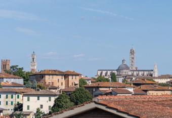 [Relax in Siena] A 5 minuti dal duomo - free Wi-fi has Balcony rooms