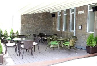 Vlasta Family Hotel has Balcony rooms