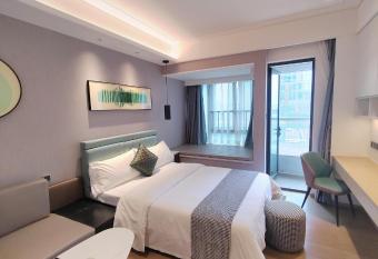 Fuan Hotel - Shenzhen International Convention and Exhibition Center Branch allows 18 year olds to book a room