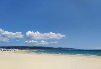 Luna llena  de  Barbate allows 18 year olds to book a room