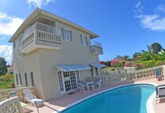 Moon peacefully allows 18 year olds to book a room