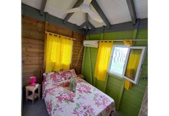 Les bungalows de Pipo has Balcony rooms