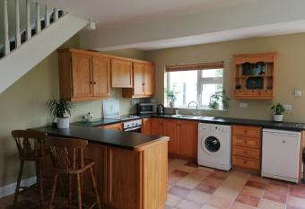 Radharc Na Greine allows 18 year olds to book a room