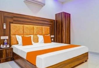 The crown hotel has Balcony rooms