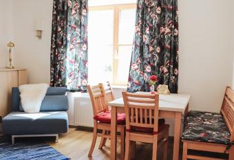 Ferienwohnung Lehner has Balcony rooms