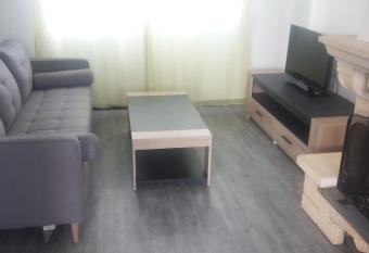 Au bord de l eau- Maison 6 personnes has Balcony rooms