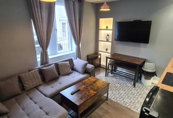 Nelson Street allows 18 year olds to book a room