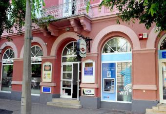 Piros Arany Panzi   Kalocsa has Balcony rooms