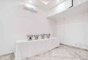 Collection O Hotel Omni Bliss has Balcony rooms