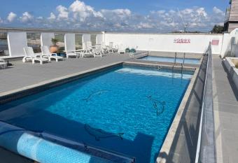 Newquay Fistral 15 has Balcony rooms