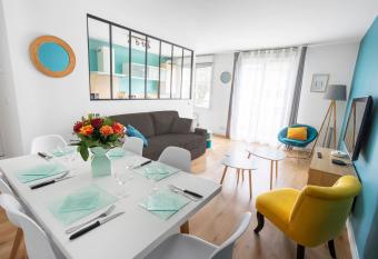 Bao Tiam-TIAM CONCIERGERIE-5min DISNEY-Parking Gratuit has Balcony rooms