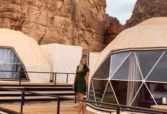 SUN LUXURY CAMP &Tour has Balcony rooms