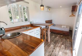 Panama Kite Center has Balcony rooms