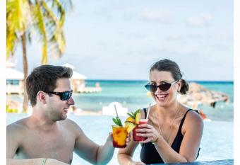 Morritts Tortuga Club & Resort has Balcony rooms