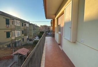 CASA VACANZA BELVEDERE has Balcony rooms