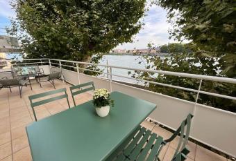 LICHEN, Superbe vue sur le Rh  ne ! 3 Chambres has Balcony rooms