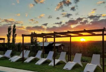Piedramora has Balcony rooms