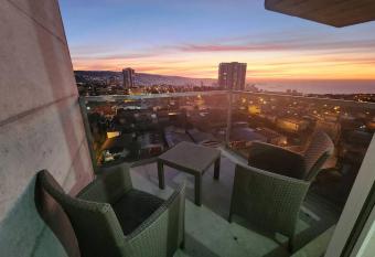 Arriendo en Valpara  so con vista a la bahia allows 18 year olds to book a room