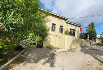 Private Villa in Kibo, Dar es salaam has Balcony rooms