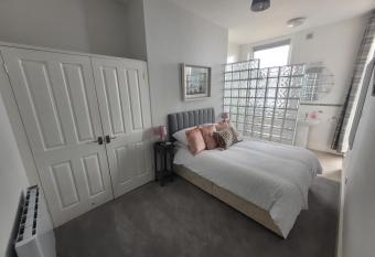 The Sandbeck, Egton Bridge allows 18 year olds to book a room