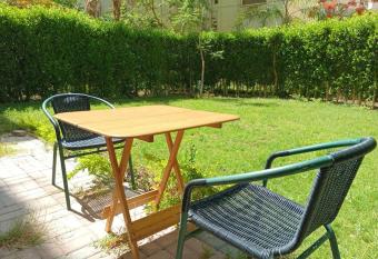 Luxury King Bed with garden-Zayed Families only has Balcony rooms