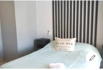 Atractivo y luminoso - Ph bombal godoy cruz has Balcony rooms