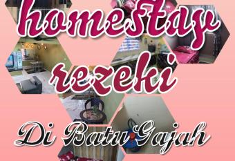 Homestay Rezeki Batu Gajah has Balcony rooms