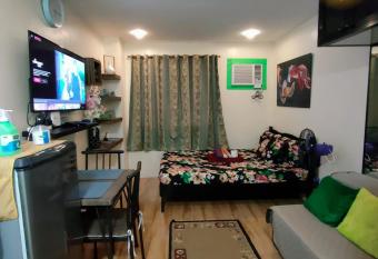 Skydeck Staycation in Antipolo has Balcony rooms