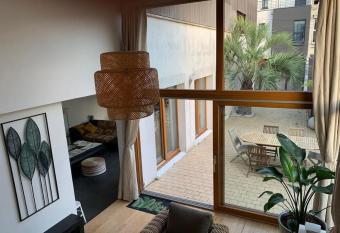 Maison calme et exceptionnelle Paris 20 min Tour Eiffel has Balcony rooms