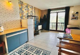 Studio cosy 5 personnes has Balcony rooms