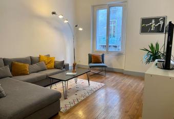 Appartement moderne & cosy hypercentre has Balcony rooms