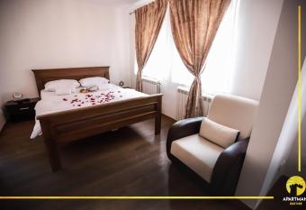 Bastion Apartmani has rooms with a private hot tub