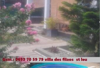 Villa du lagon et du touriste has Balcony rooms