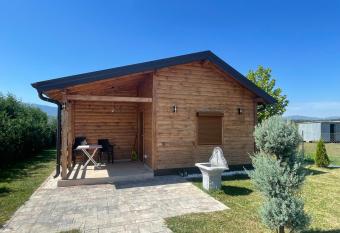 Quiet Villa has Balcony rooms